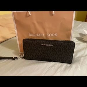 Michael Kors large travel continental wallet